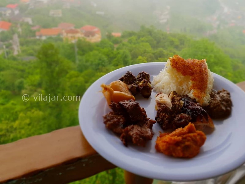 عکس شماره 26 - رستوران خاور خانم سرولات