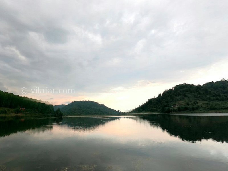 عکس شماره 5 - روستا و دریاچه سراگاه