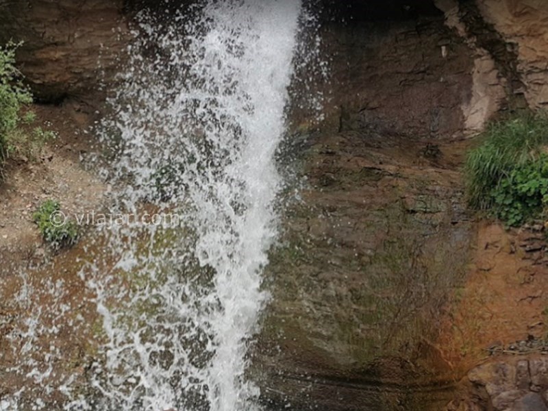 عکس اصلی شماره 9 - آبشار سنج در جاده چالوس