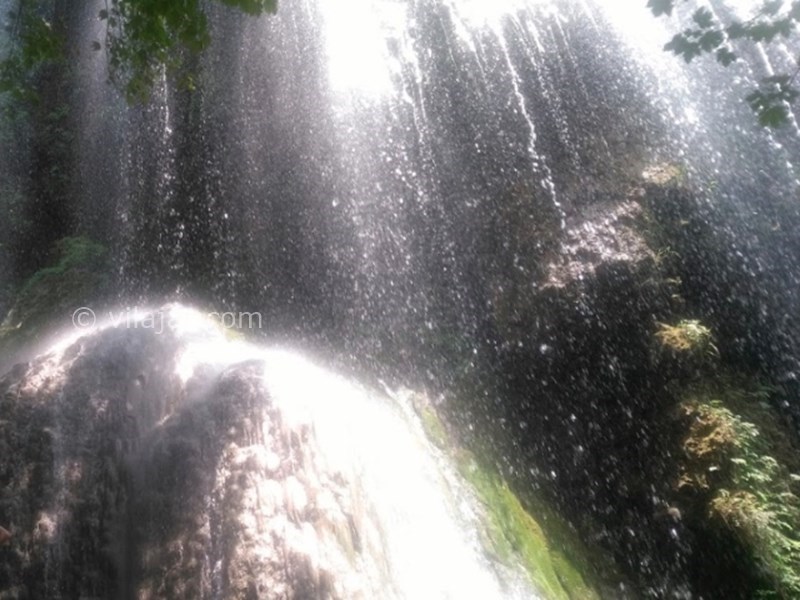 عکس اصلی شماره 9 - آبشار و چشمه پیرغار فارسیان