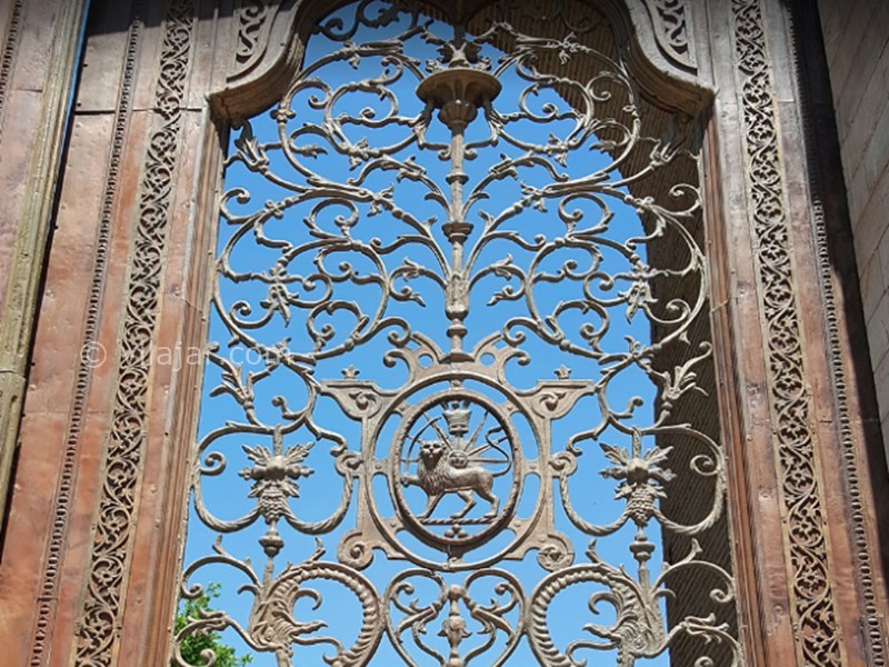 عکس شماره 5 - سردر باغ ملی