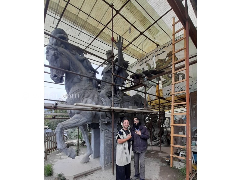 عکس شماره 27 - مجسمه‌ کوروش در کلاردشت