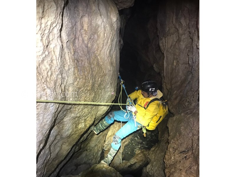 عکس شماره 9 - غار آویشو شاندرمن گیلان