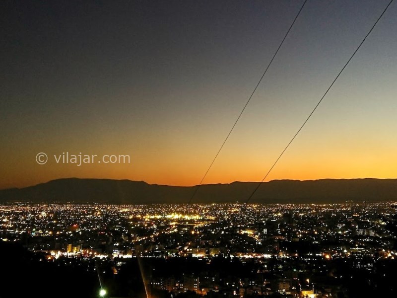 عکس شماره 3 - آرامگاه باباکوهی کجاست؟