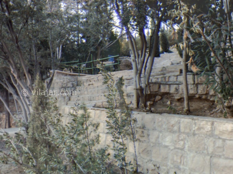 عکس شماره 6 - آرامگاه باباکوهی کجاست؟