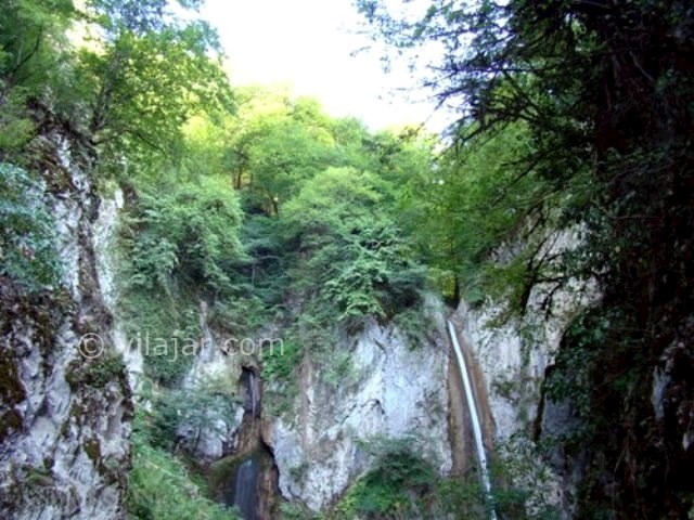 عکس اصلی شماره 2 - چشمه آبگرم و آبشار زیارت