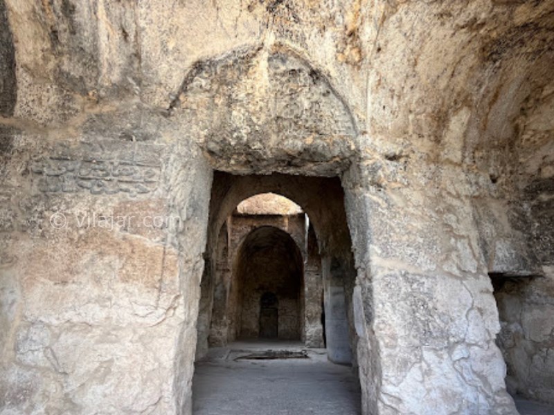 عکس شماره 4 - آتشکده آذرخش داراب