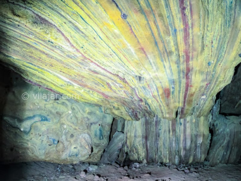 عکس شماره 8 - غار رنگین کمان هرمز