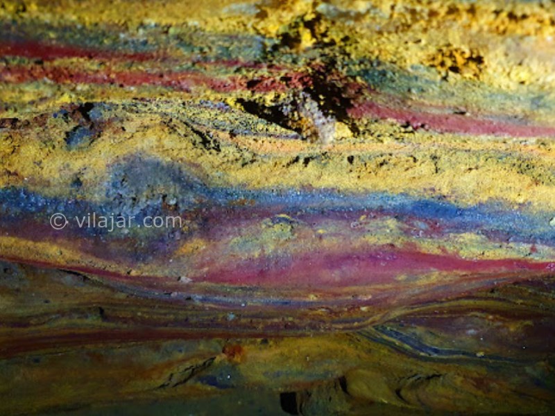 عکس شماره 9 - غار رنگین کمان هرمز