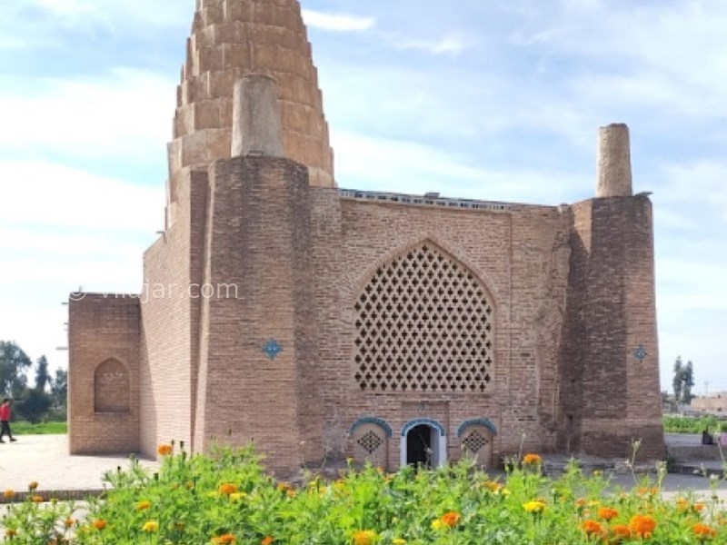 عکس شماره 5 - آرامگاه یعقوب لیث صفاری