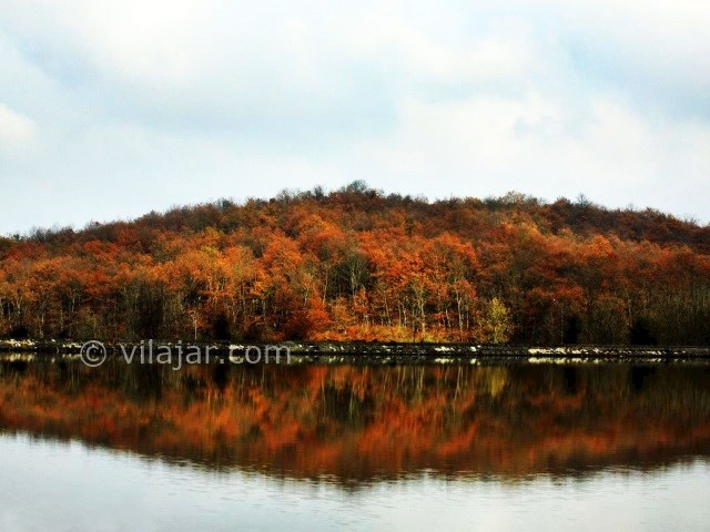 عکس شماره 3 - روستا و دریاچه سقالکسار