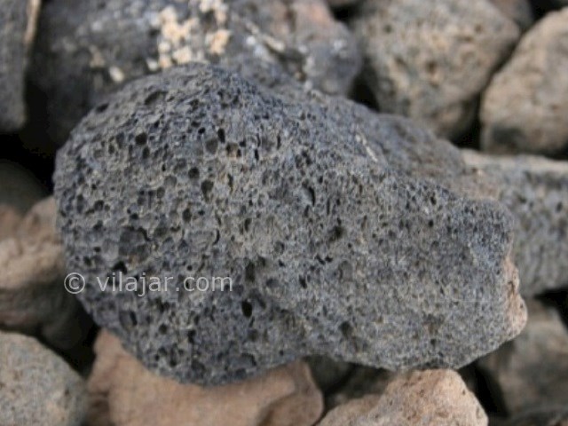 عکس شماره 4 - روستای نوا و دشت آزو