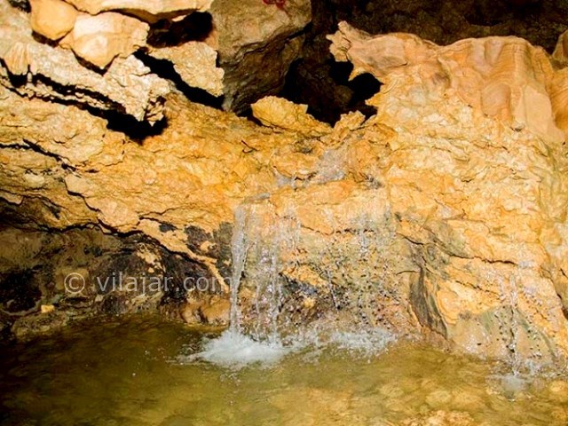 عکس اصلی شماره 1 - غار آبی دانیال در سلمان شهر
