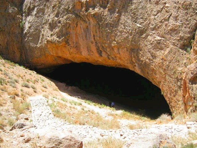 عکس اصلی شماره 1 - غار رودافشان در دماوند