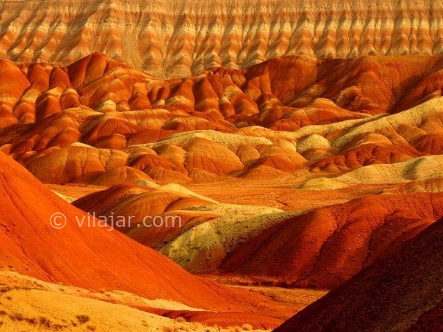 عکس اصلی شماره 1 - کوه های رنگی ماهنشان زنجان