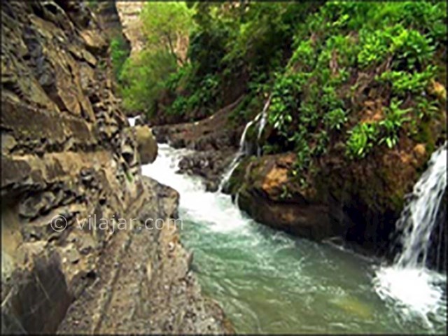 عکس اصلی شماره 2 - آبشار هفت چشمه
