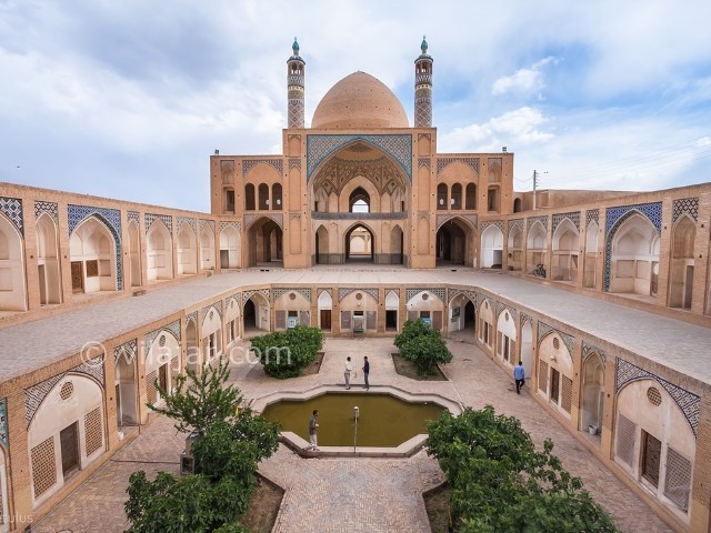 عکس شماره 6 - مسجد آقا بزرگ کاشان