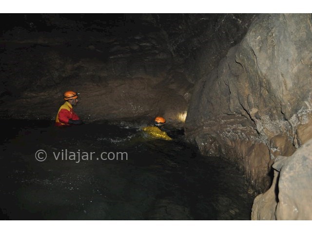 عکس اصلی شماره 2 - غار دیو سپید خان ببین