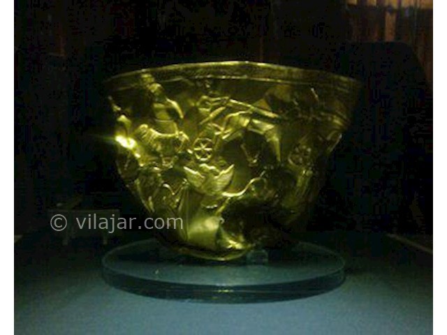 عکس شماره 3 - تپه حسنلو و جام زرین حسنلو