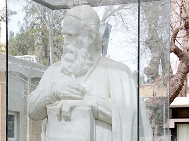 عکس شماره 4 - آرامگاه حکیم عمر خیام