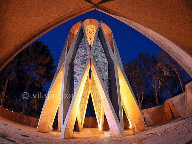 عکس شماره 6 - آرامگاه حکیم عمر خیام