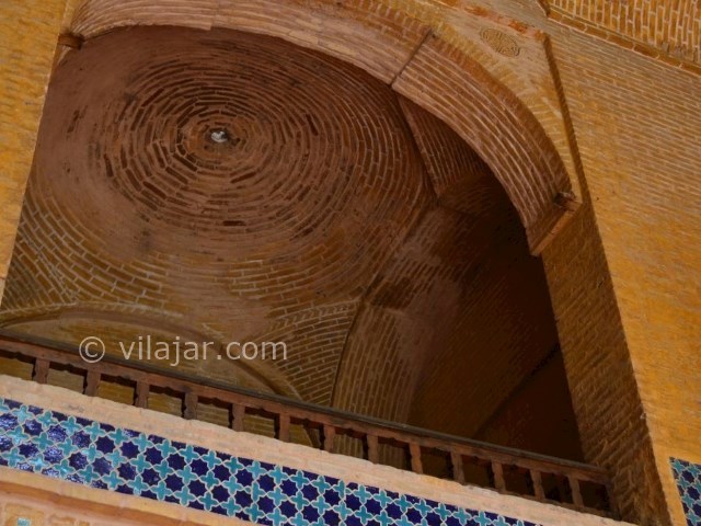 عکس شماره 4 - منار جنبان اصفهان