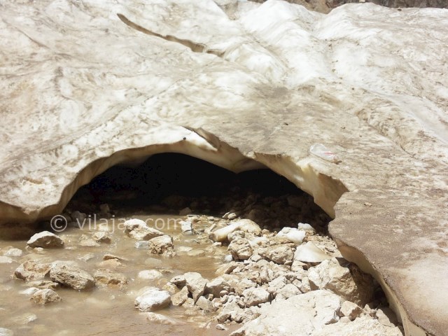 عکس شماره 5 - غار یخی چما