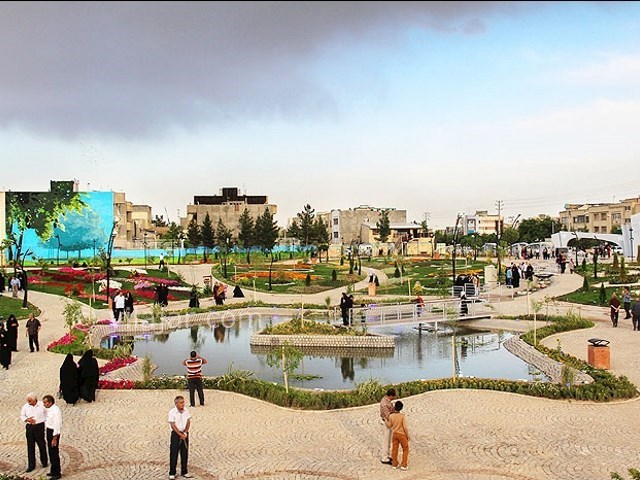 عکس اصلی شماره 1 - باغ گل مشهد