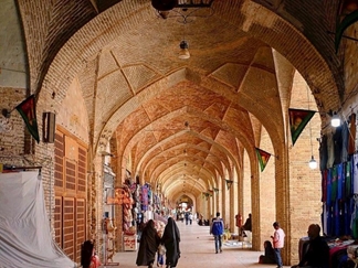 بازار خان در یزد