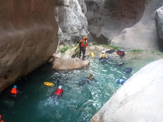 سفر به تنگه رغز