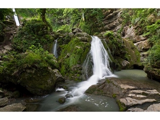 آبشار و جنگل رنگو در گلستان