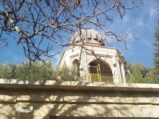 آرامگاه باباکوهی کجاست؟