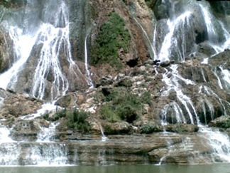 آبشار میج (ایج یا ده قلو)