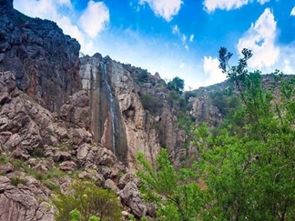 گردشگاه پیرغار فارسان