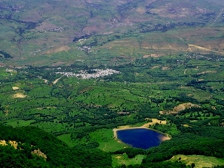 روستا بره سر و دریاچه ویستان