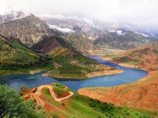 دهکده گردشگری زراس