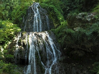 آبشار لاشو آزادشهر