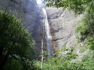 آبشار زانوس در کجور نوشهر