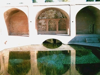 چشمه سلیمانیه