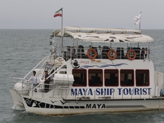 کشتی تفریحی مایا در رامسر