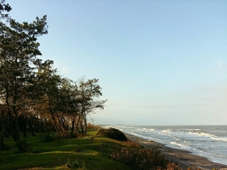 پارک جنگلی ساحلی قروق