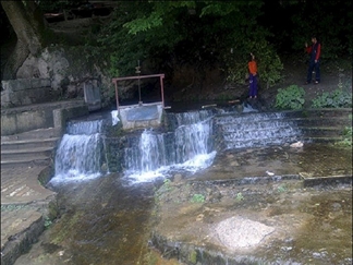 دیو چشمه (چشمه بزرگ) نوشهر