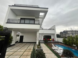 ویلا با استخر آبگرم و جکوزی نوشهر