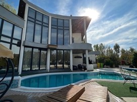 ویلا کردان با جکوزی و استخر آبگرم