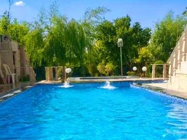 ویلا استخر روباز آبگرم نزدیک کردان
