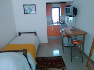 سوییت در کلاردشت دریاچه آبی