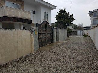 رزرو واحد نزدیک نمک آبرود