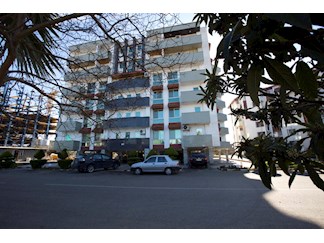 آپارتمان در شهرک ایزدشهر