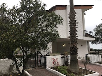 اجاره ویلای شیک مشرف به دریا