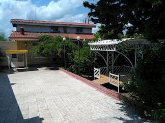 اجاره ویلا باغ در زیباکنار